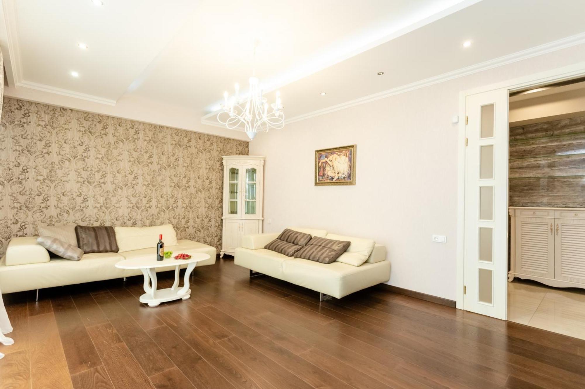 3Bd-2Bth Apartment In Tbilisi City Center Buitenkant foto